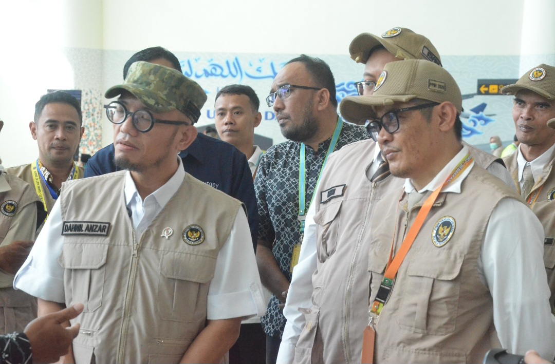 Marak Penipuan Haji, Wamenhaj Dahnil Minta Masyarakat Waspada Tawaran Ilegal