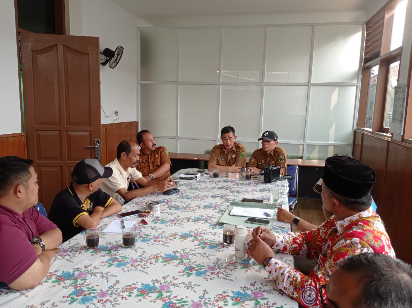 Ketua PGRI Kabupaten Bandung Ajak Dialog Ketika  Ada Miskomunikasi Antara Wartawan Dengan Guru
