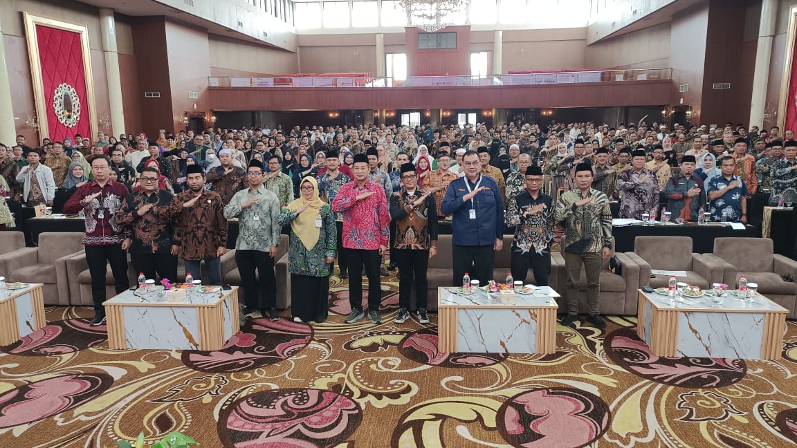 KemenHaj Jabar Gelar Pembinaan PPIU Jabar 2026 di Soreang, Tekankan Kepatuhan dan Perlindungan Jamaah