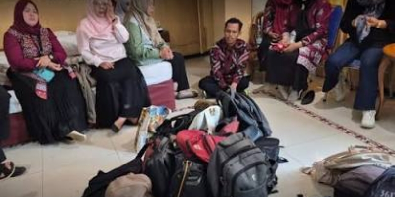 BRAK! Kamar 223 Digerebek ! 21 Kepala Sekolah Kepergok Bagi-bagi Duit Revitalisasi di Hotel Mewah