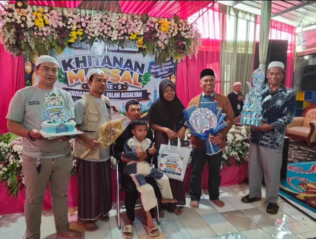 Gandeng PPSI, Yayasan Darul Falah Assalyan Gelar Khitanan Massal ke-5 di Kutawaringin